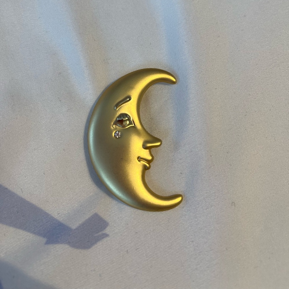 Moon brooch